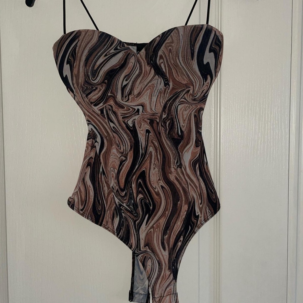 Windsor bodysuit
